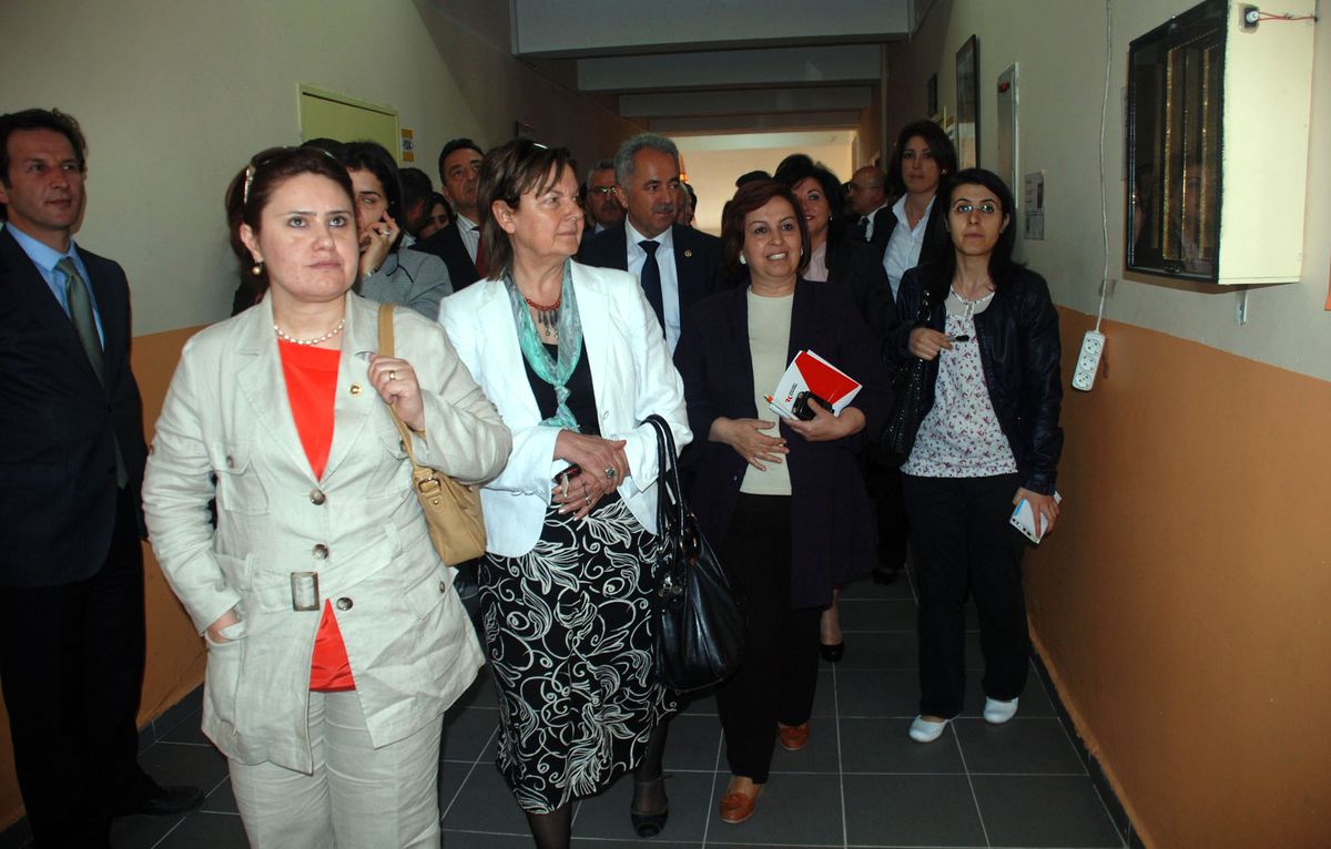 Üstün Yetenekli Çocuklar Arıyorlar