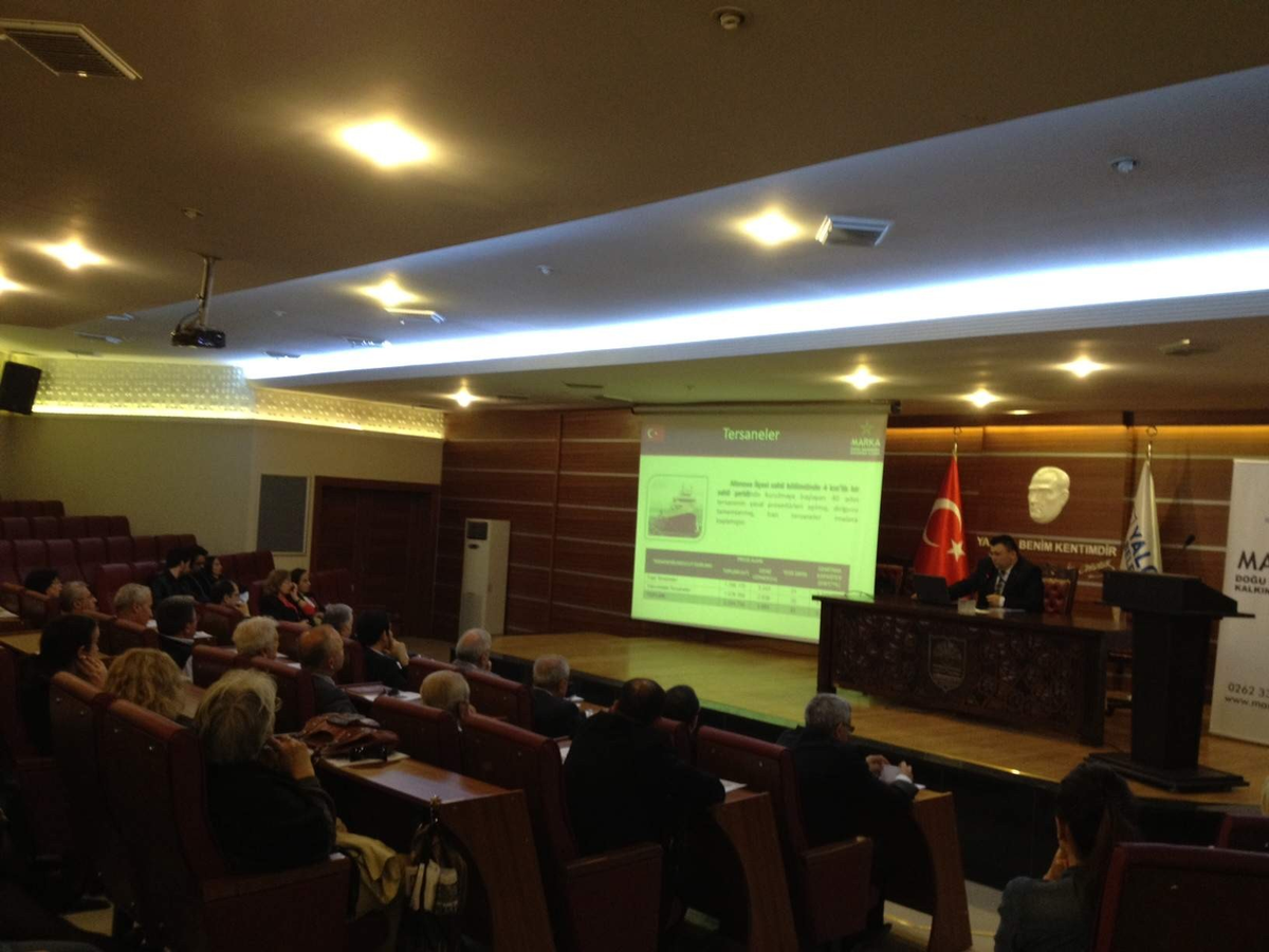 Yalova Kent Konferanslarının Son Konuğu Erkan Ayan Oldu