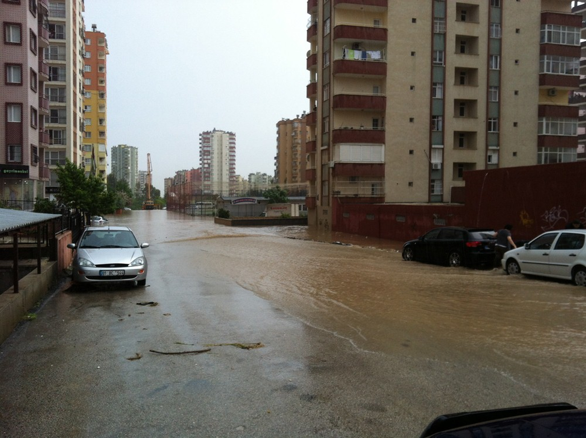 Adana'daki Su Baskınları