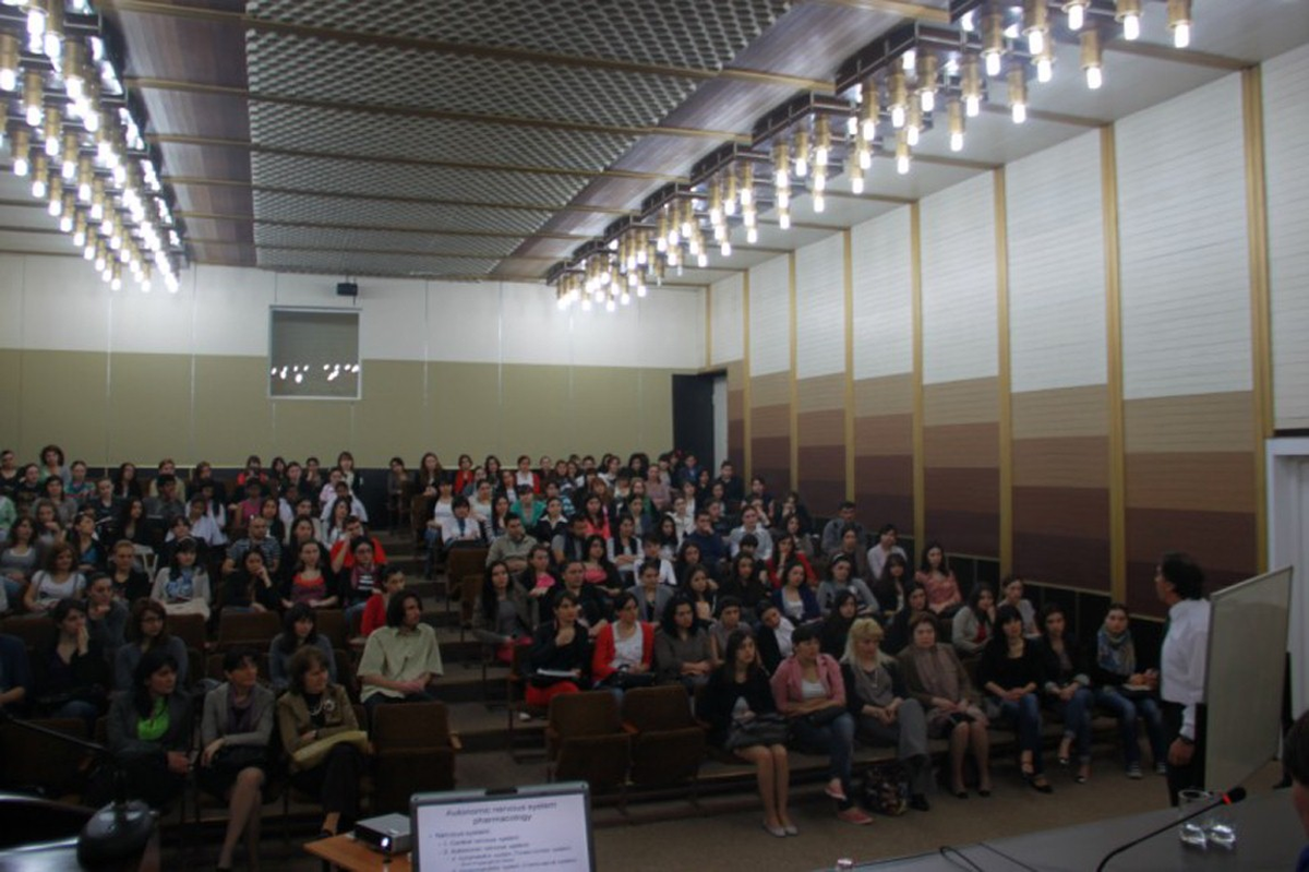 Aibü ile Tiflis Tıp Üniversitesi Arasında Protokol İmzalandı