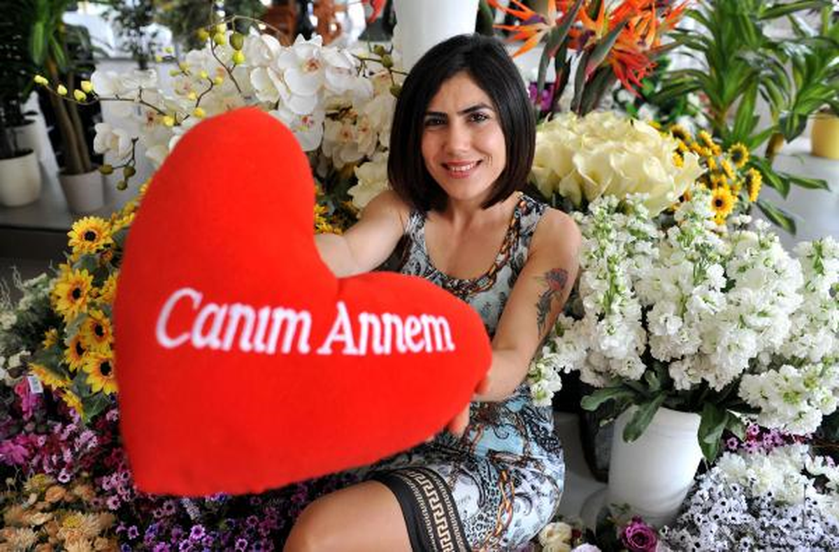 Anneye En Güzel Hediye Çiçek