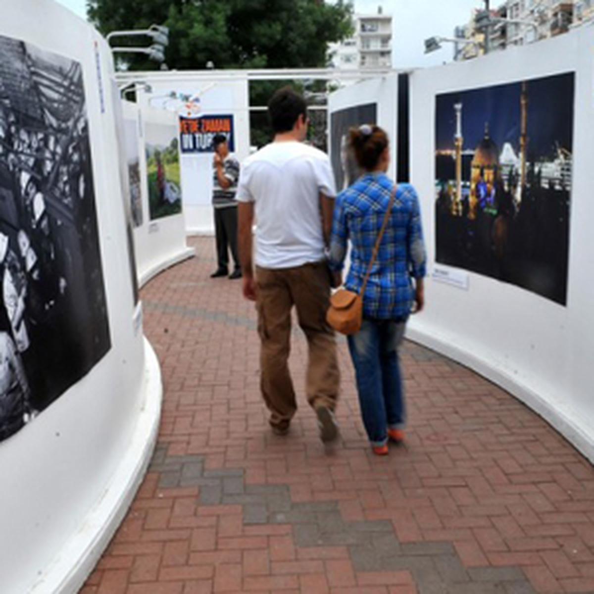 Antalya'da 'Türkiye'de Zaman' Fotoğraf Sergisi Açıldı
