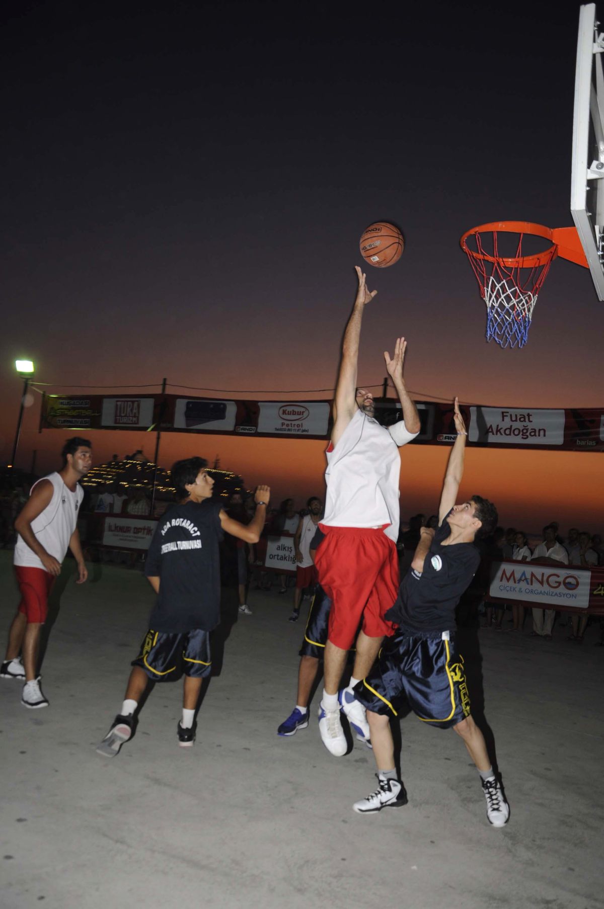 Aydın\'da Sokak Basketbolu Şöleni