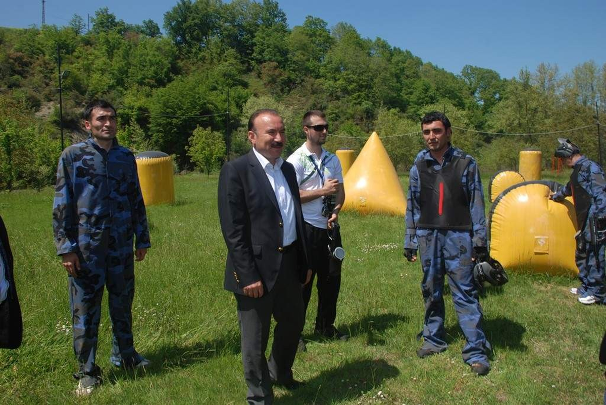 Başkan Doğan, Paintball Oynadı