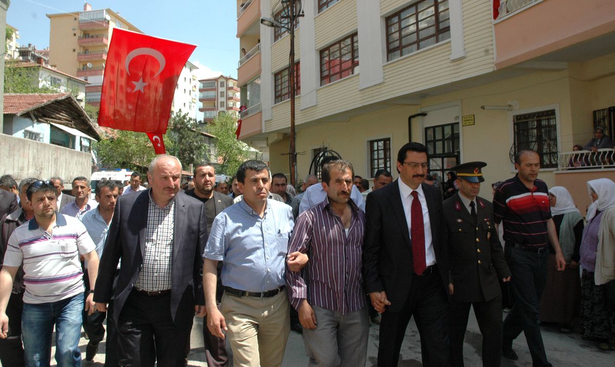 Başkent Şehidine Ağladı