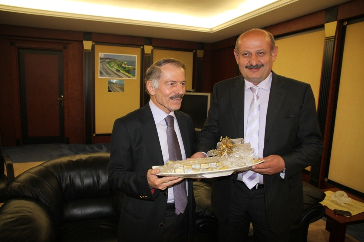 Bayrampaşa'dan Belediye Başkanı Bakırcı'ya Ziyaret