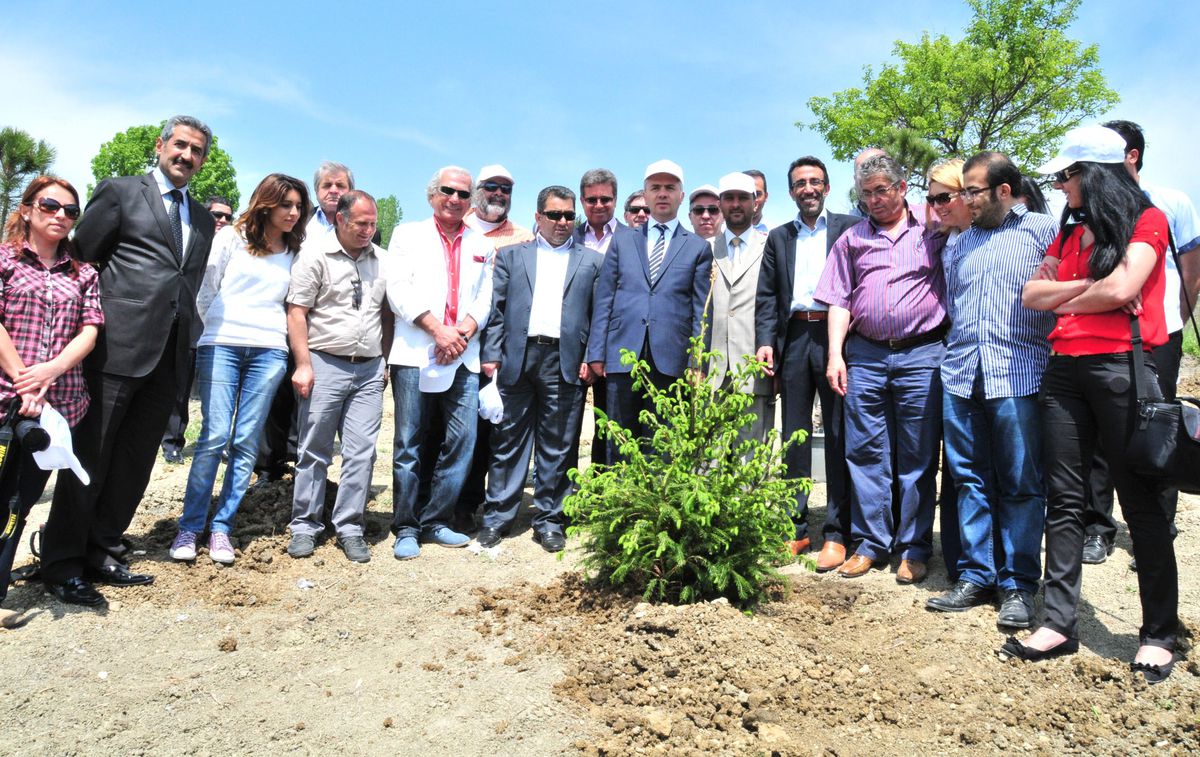 Beylikdüzü'nde Gazetecilere Hatıra Ormanı