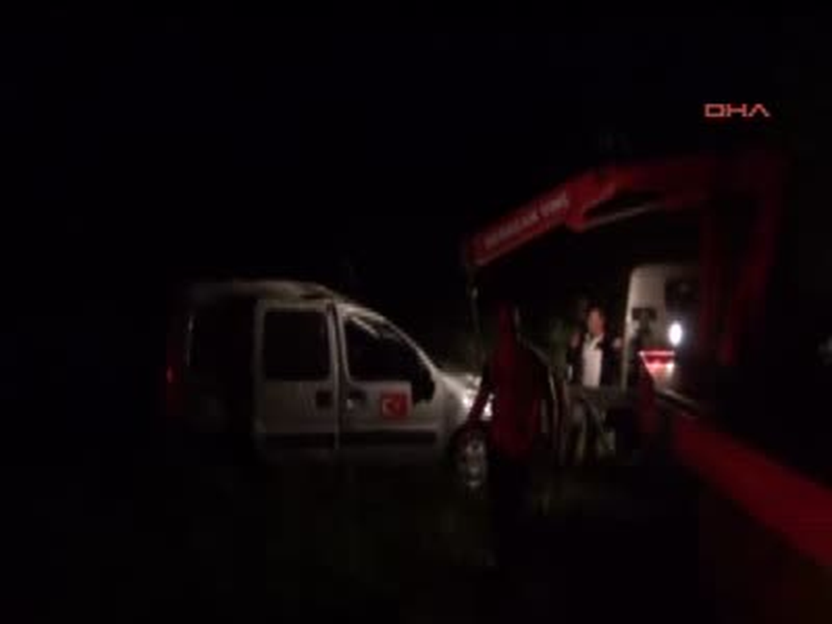 Kütahya\'da 5,1\'lik Depremde Hasarlar Var
