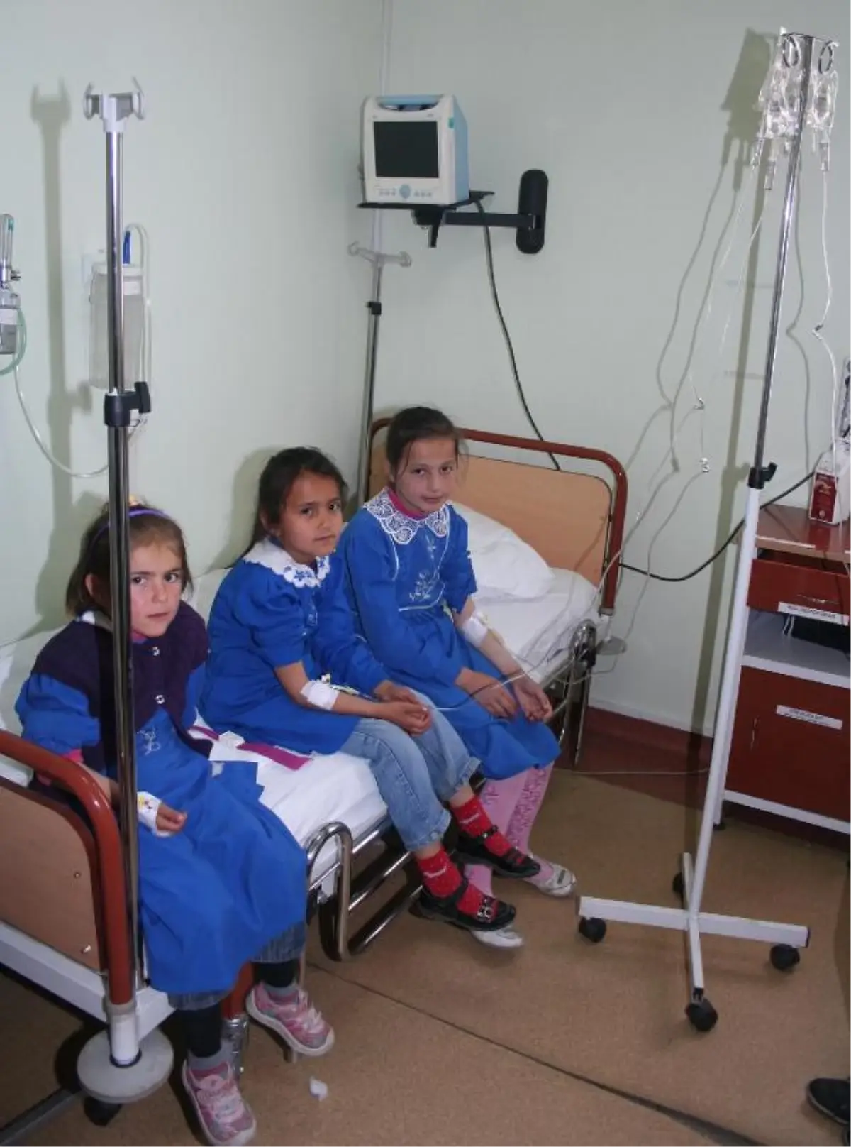 Bolu ve Bartın\'da 28 Öğrenci İçtikleri Sütten Rahatsızlandı