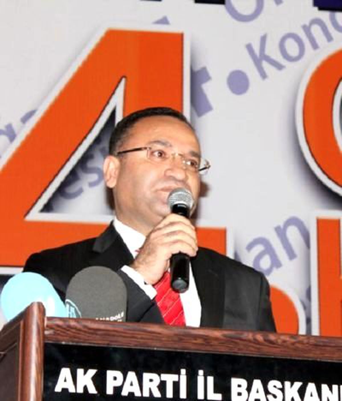 Bozdağ: 'Ülkemize Yatırım Yapacak Herkesin Hizmetkarı Olacağız'