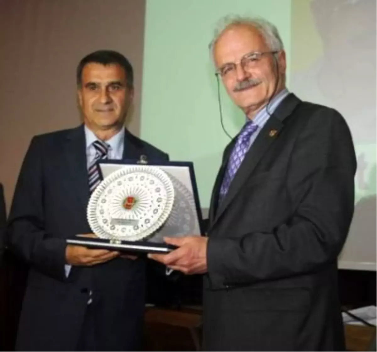 Dha Muhabirine Yılın Televizyon Haber Görüntüsü Ödülü