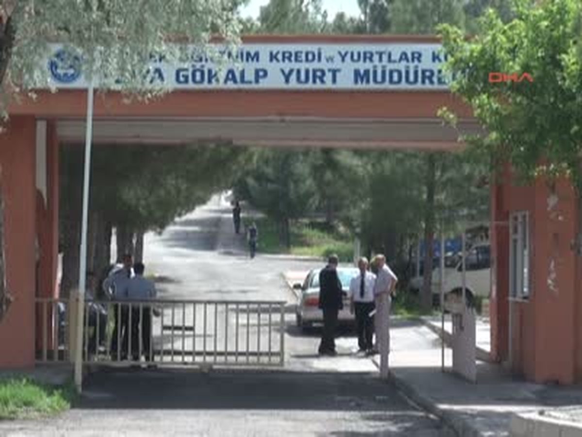Üniversiteye Ses Bombalı Saldırı