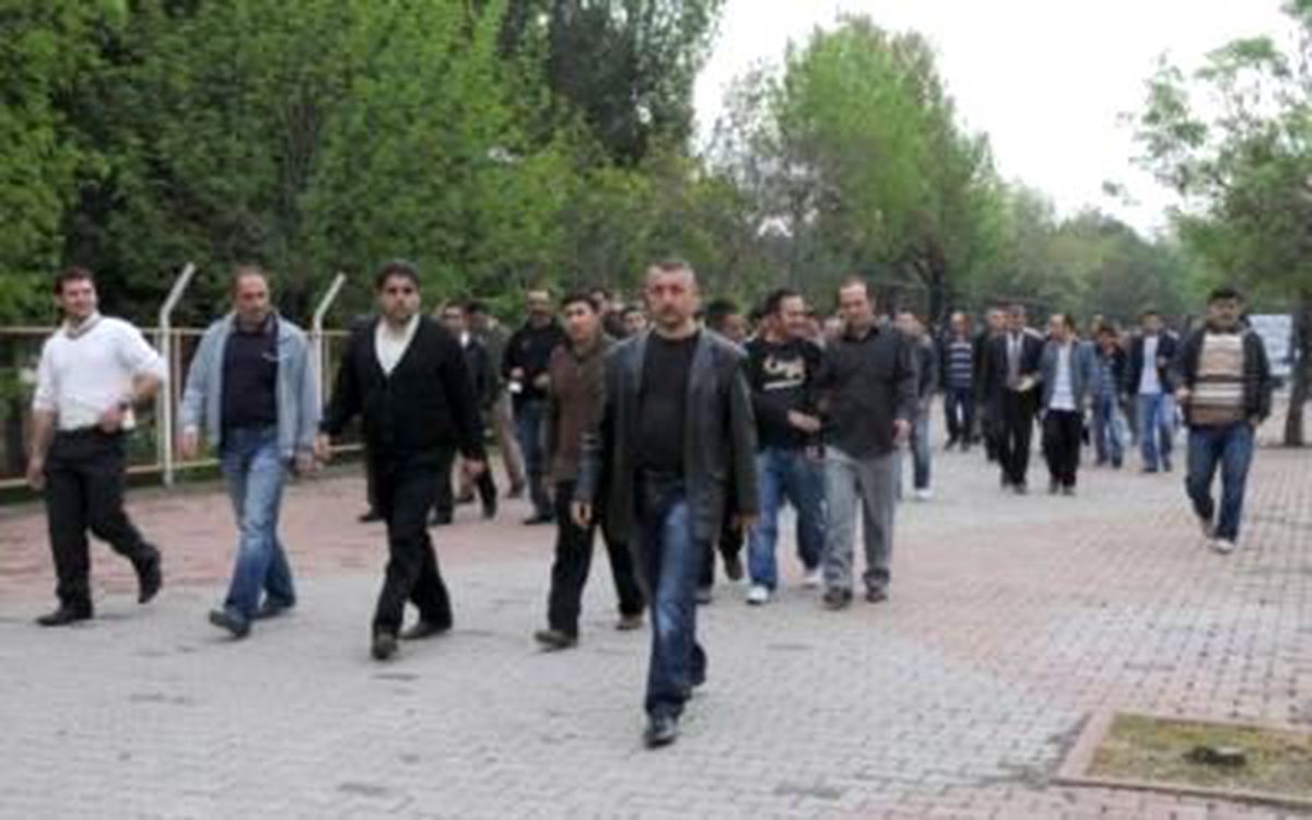 Erciyes Üniversitesi\'nde Taşeron Şirket Çalışanlarının Protestosu