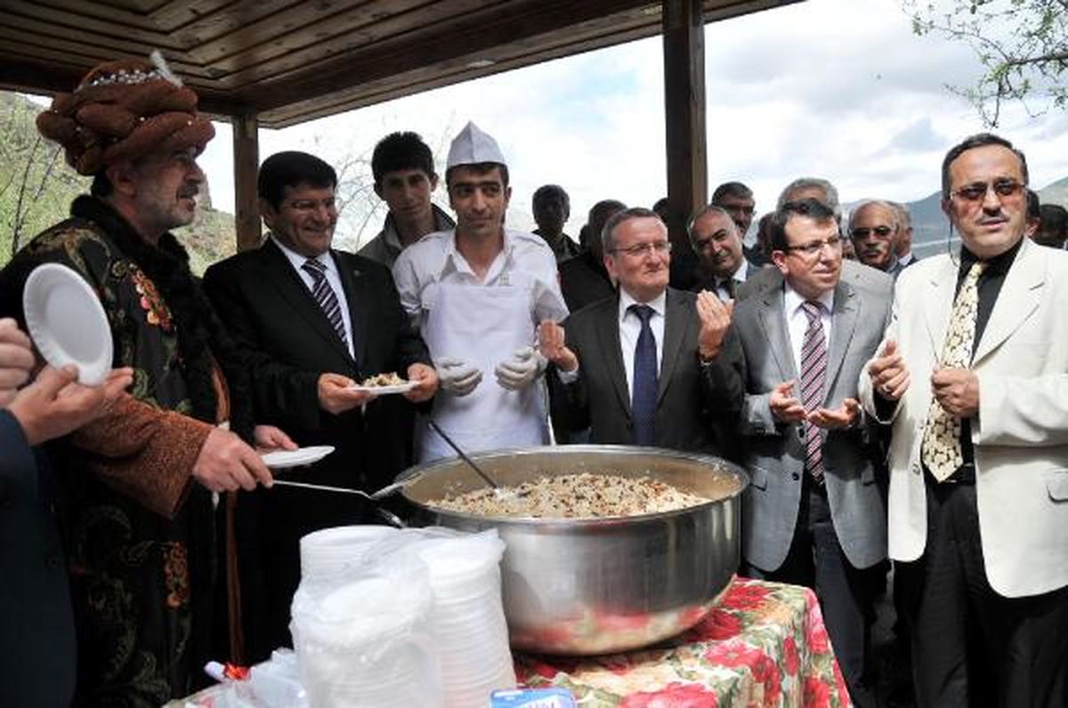 Gümüşhane\' de Kanuni Günleri Etkinliği