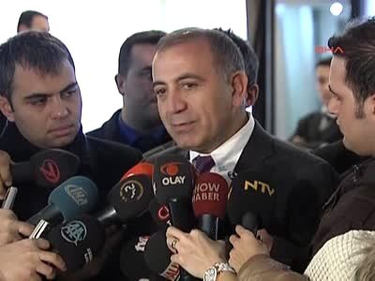 Gürsel Tekin'den Twitter Mesajı: CHP'ye Hizmet Etmeye Devam Edeceğim