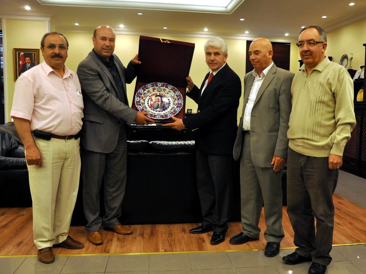 Hacı Bektaş Veli Anadolu Kültür Derneği Odunpazarı Belediye Başkanı'nı Ziyaret Etti