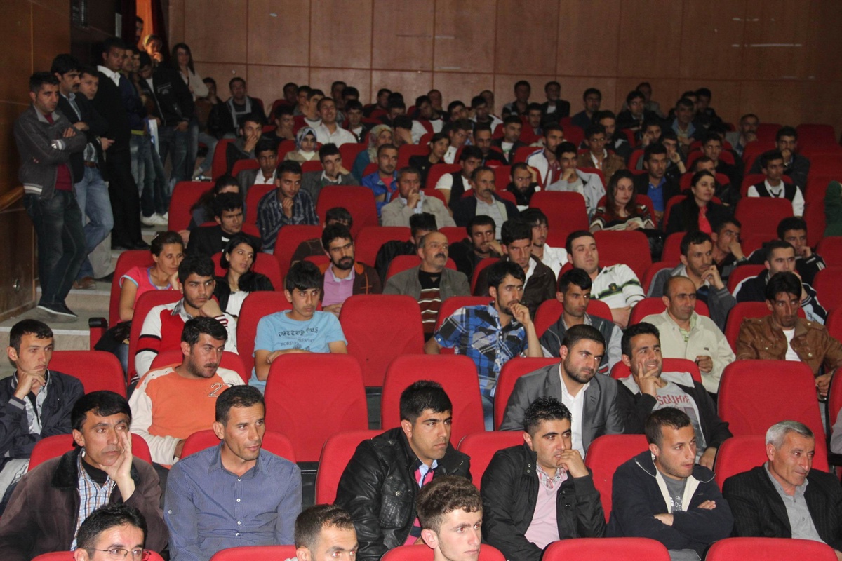Hakkari\'de 30 Kişilik İşçi Alımına 336 Kişi Başvurdu