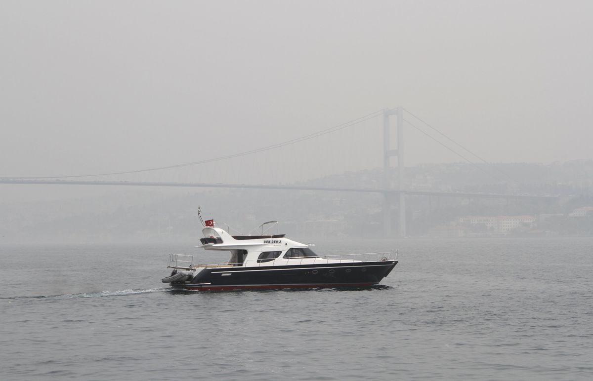Boğaz Sisle Kaplandı