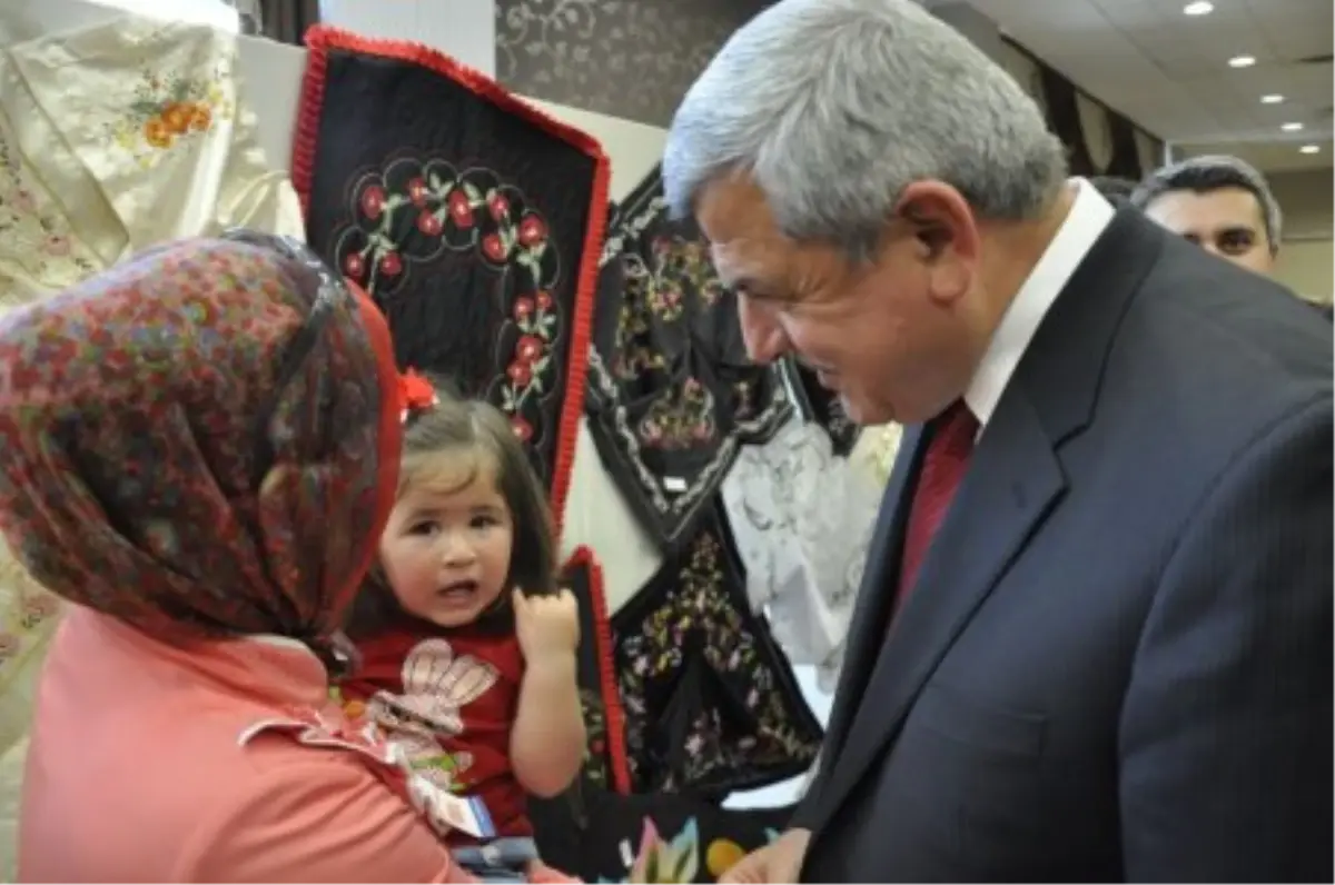 KO-MEK Kartepe Sergisi Açıldı