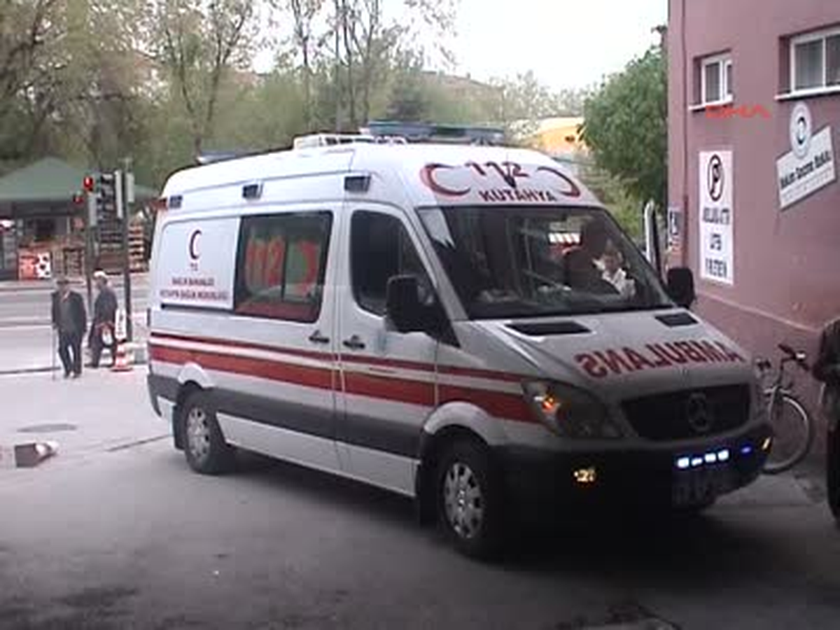 Kütahya\'da İçtikleri Sütten Rahatsızlanan 19 Öğrenci Hastanelik Oldu