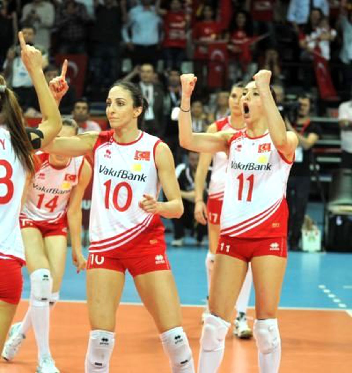 Milli Bayan Voleybol Takımı, 2012 Londra Olimpiyatları Avrupa Kıtası Elemeleri Grubu'ndaki 3'üncü...