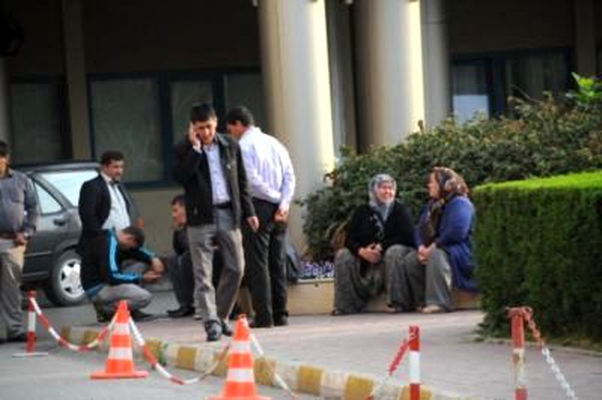 Ölen Atilla Kavdır'ın Yakınları Hastaneye Geldi