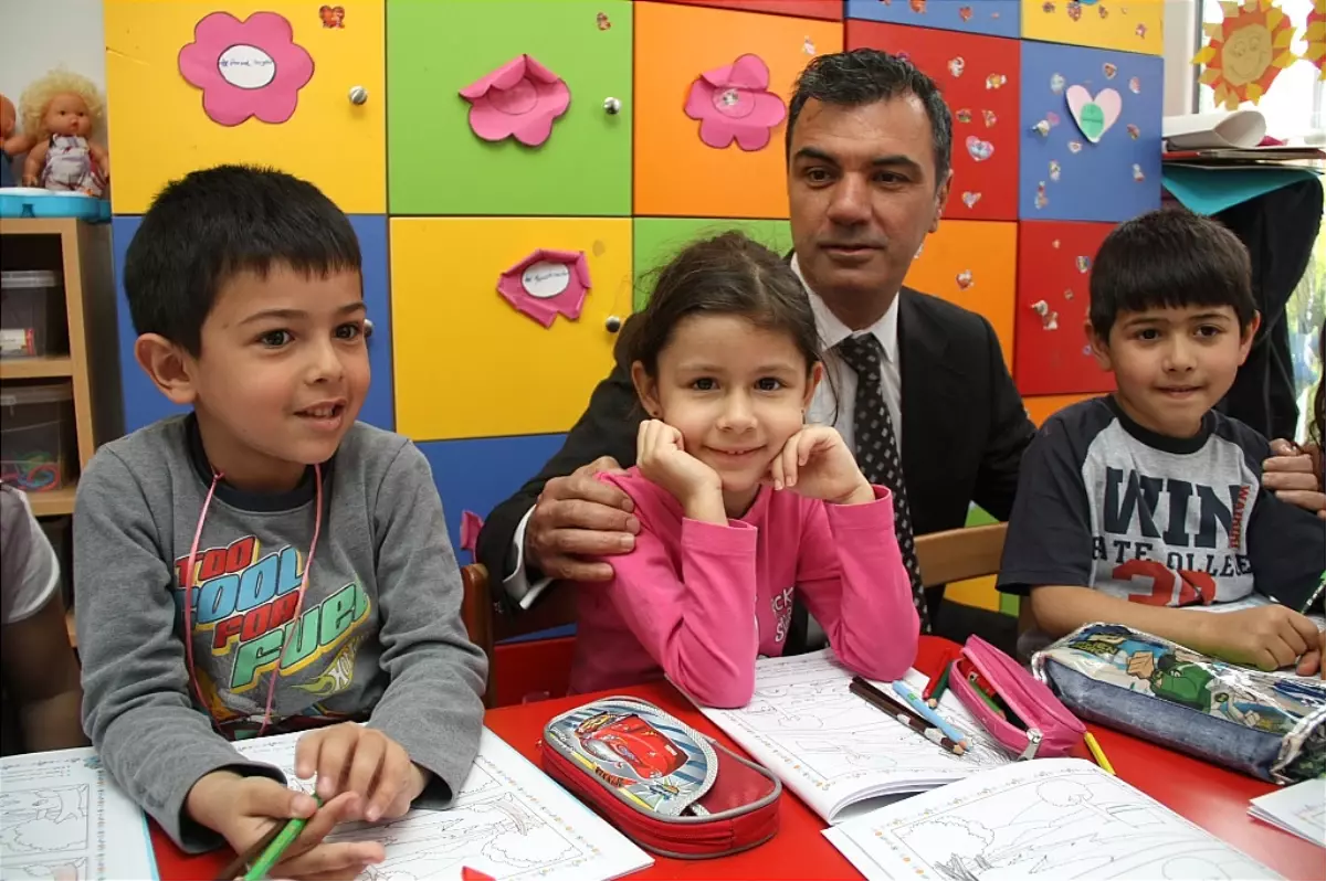 Şehit Öğretmenler İlköğretim Okulu\'nda Şenlik