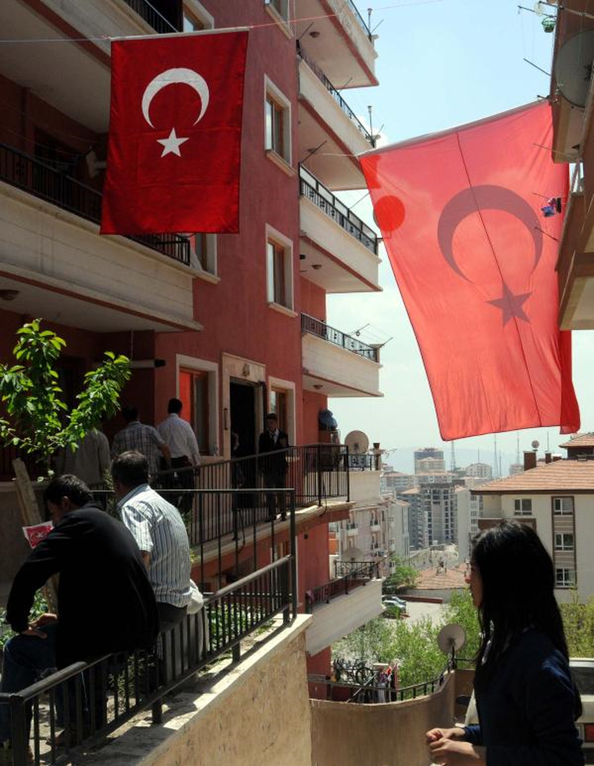 Şehit Onbaşının Evinde Büyük Üzüntü (2)