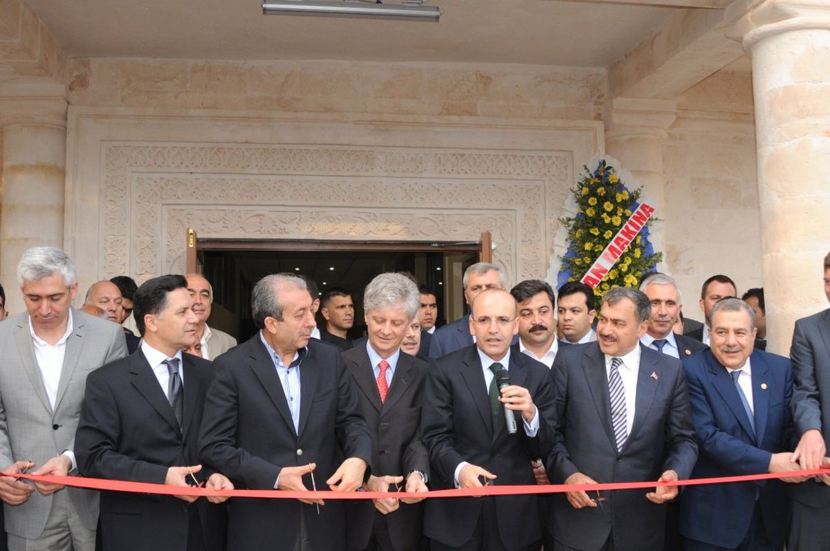 Üç Bakan, Okul Açılışına Katıldı