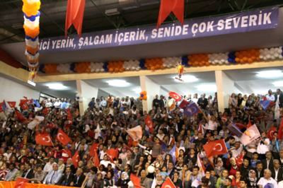 AK Parti Adana İl Kongresi