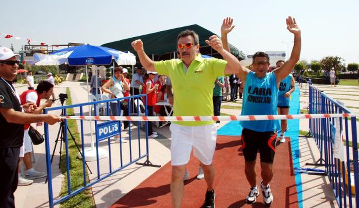 Antalya'da Triatlona Kürşad Tüzmen Damgası (2)