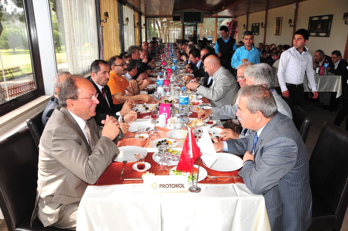 Atakumlu Kavaklılar Kahvaltıda Buluştu