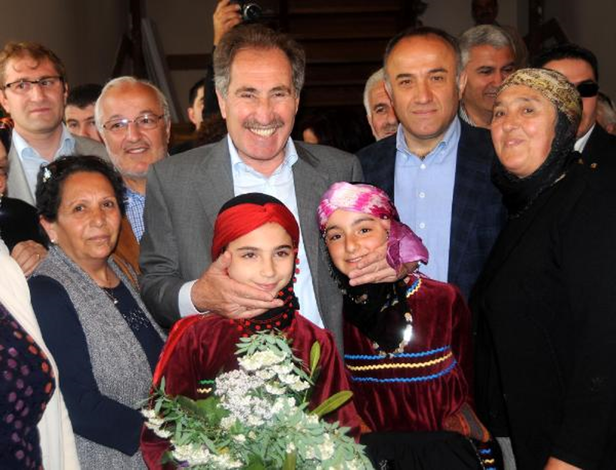 Bakan Günay Ayder Yaylası'nda Beton Yapıları Gördü, Kaymakam'a Çıkıştı