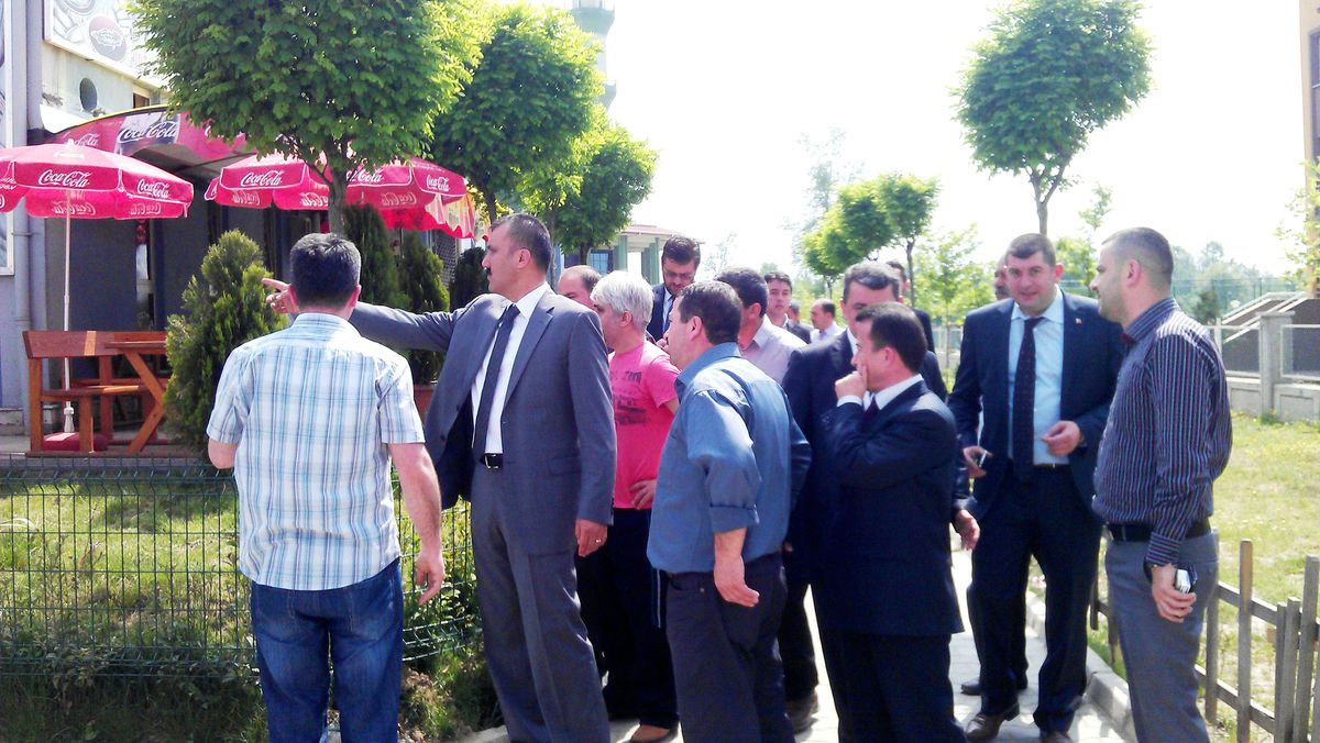Başkan Bayram Halk ve Esnafla İç İçe