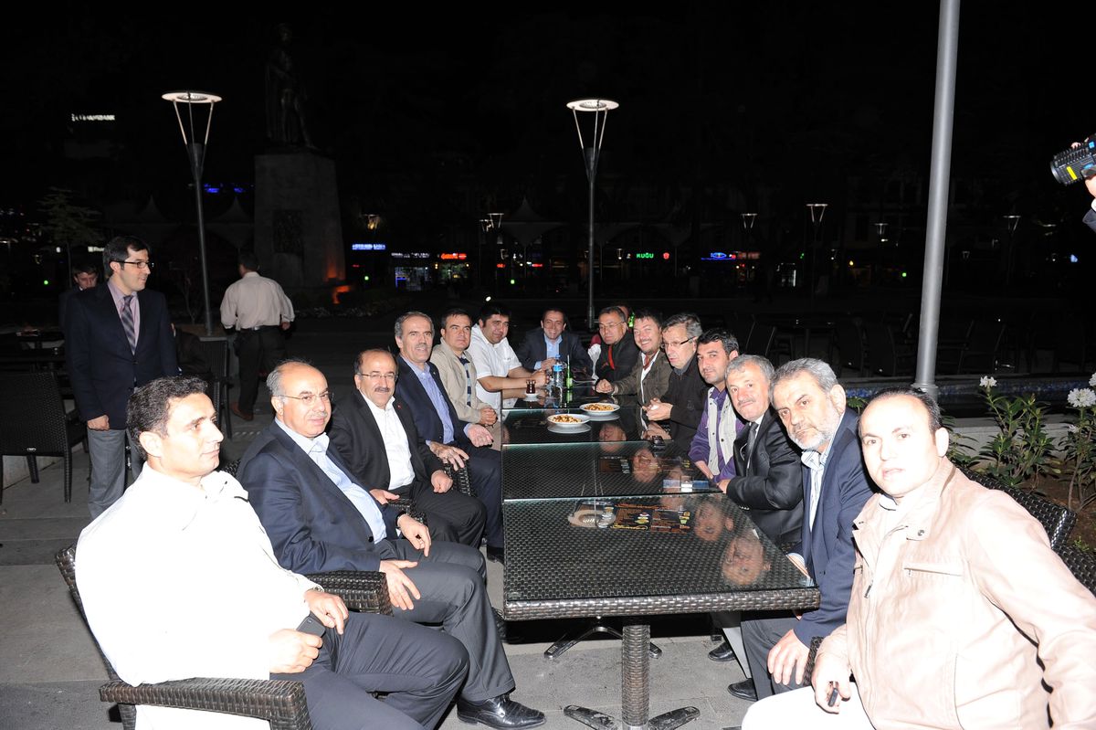 Bursa Büyükşehir Belediye Başkanı Recep Altepe Trabzon\'a Hayran Kaldı
