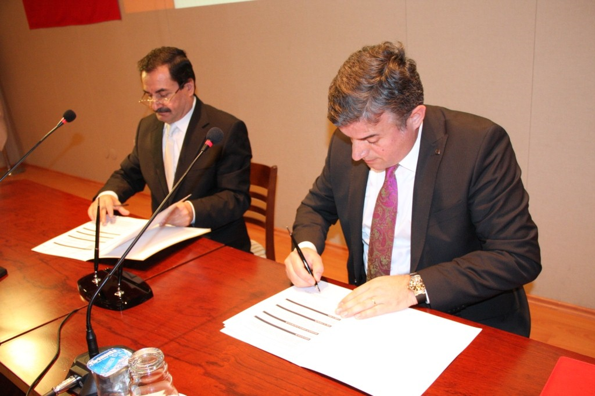 Dpü\'den Cambrıdge Üniversitesi ile İş Birliği Protokolü