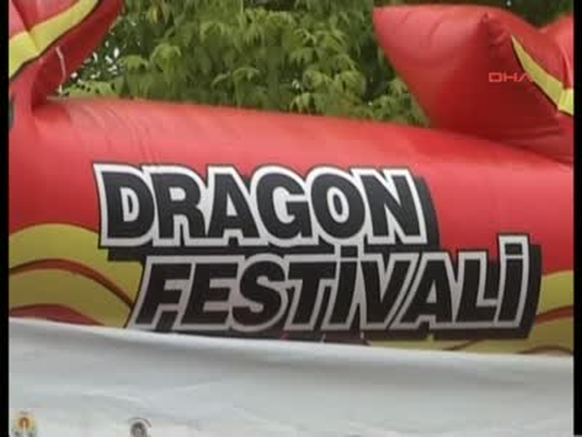 Dragon Bot Yarışları Seyhan Nehri\'nde Başladı