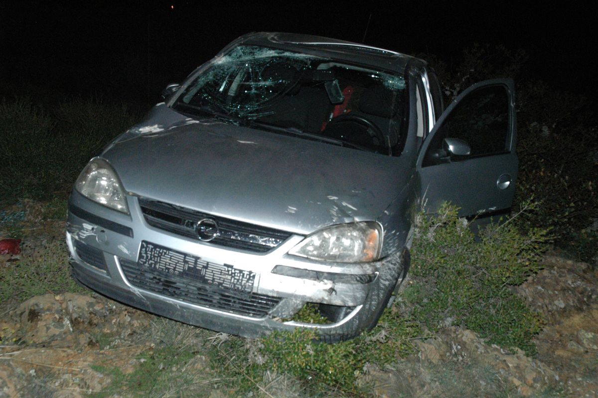 Emniyet Kemeri Sayesinde 6 Takla Atan Araçtan Burunları Bile Kanamadan Çıktılar