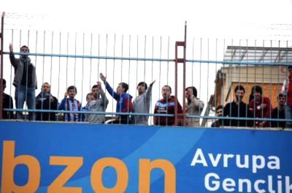 Fenerbahçe Trabzon\'a Geldi