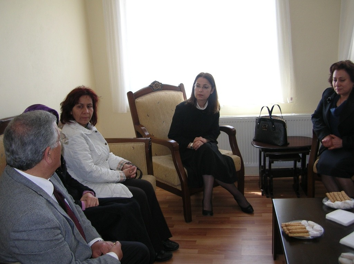Milletvekili İslam, Eğitim ve Rehabilitasyon Merkezi'ndeki Çocukları Ziyaret Etti