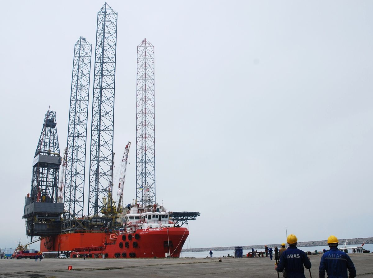 Petrol Sondaj Platformu Giresun\'dan Ayrıldı