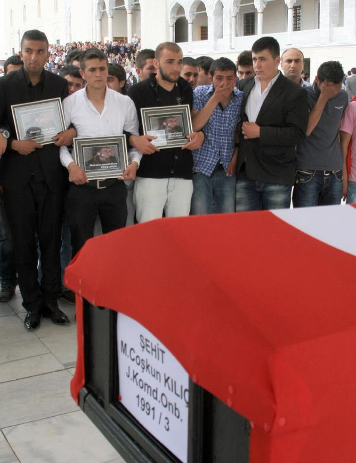 Sehit Onbaşı, Son Yolculuğuna Uğurlandı
