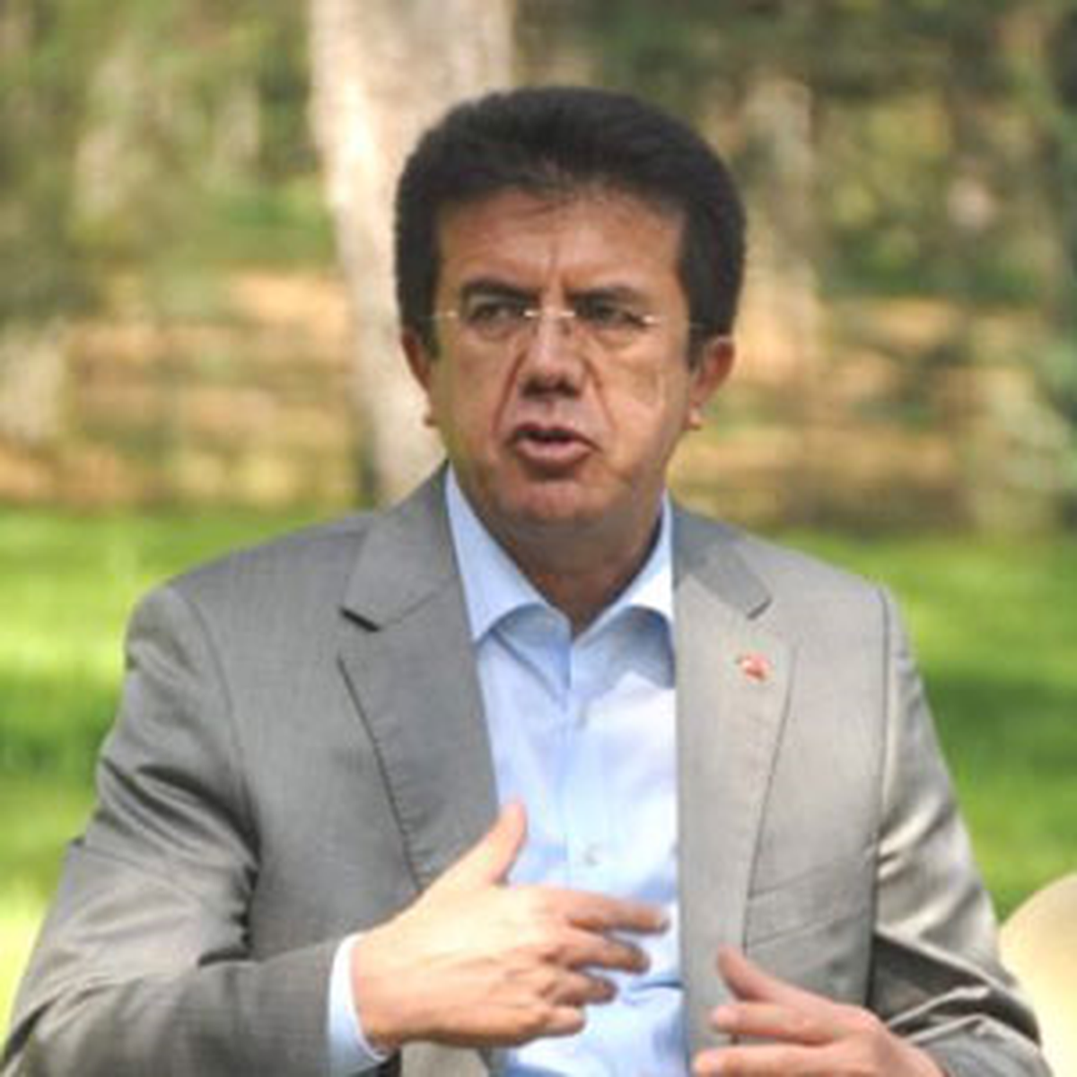 Zeybekci\'den Tutuklu Vekil Açıklaması