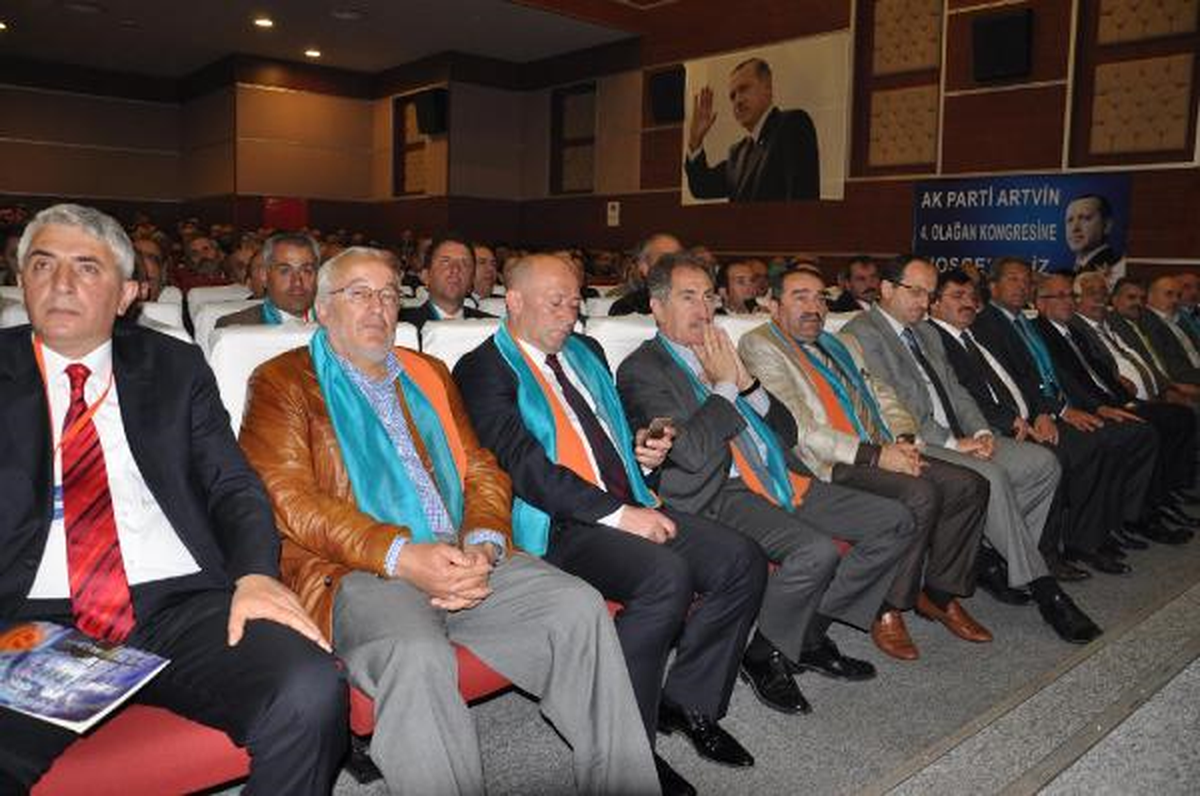Bakan Günay: Dünyanın En Güzel Doğasına Çirkin Şehirleri Kurmuşuz