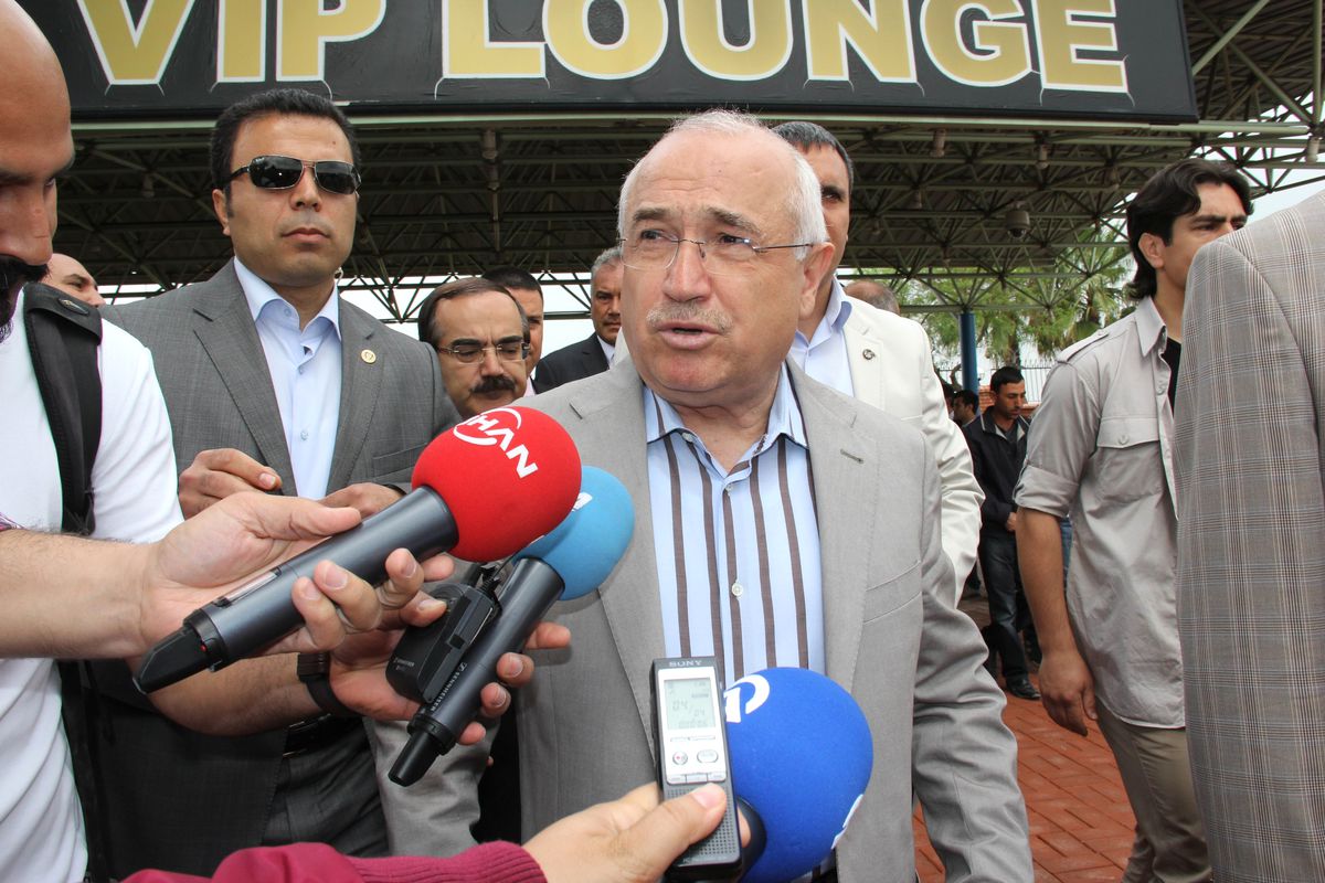 Cemil Çiçek Adana\'da