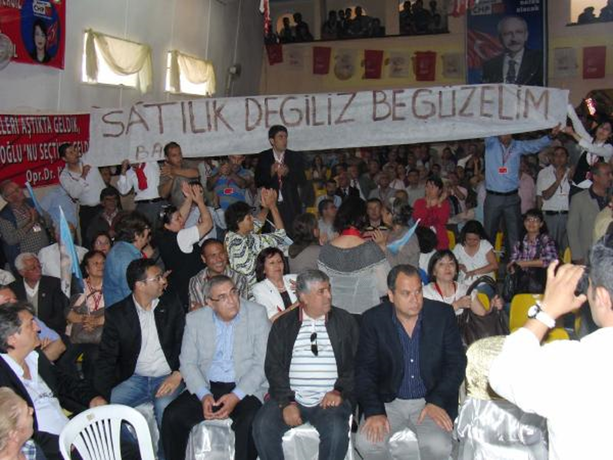 CHP'li İnce'den, Kongrede Gerginliğe Neden Partililere Tepki: AKP'ye Malzeme Vermeyin