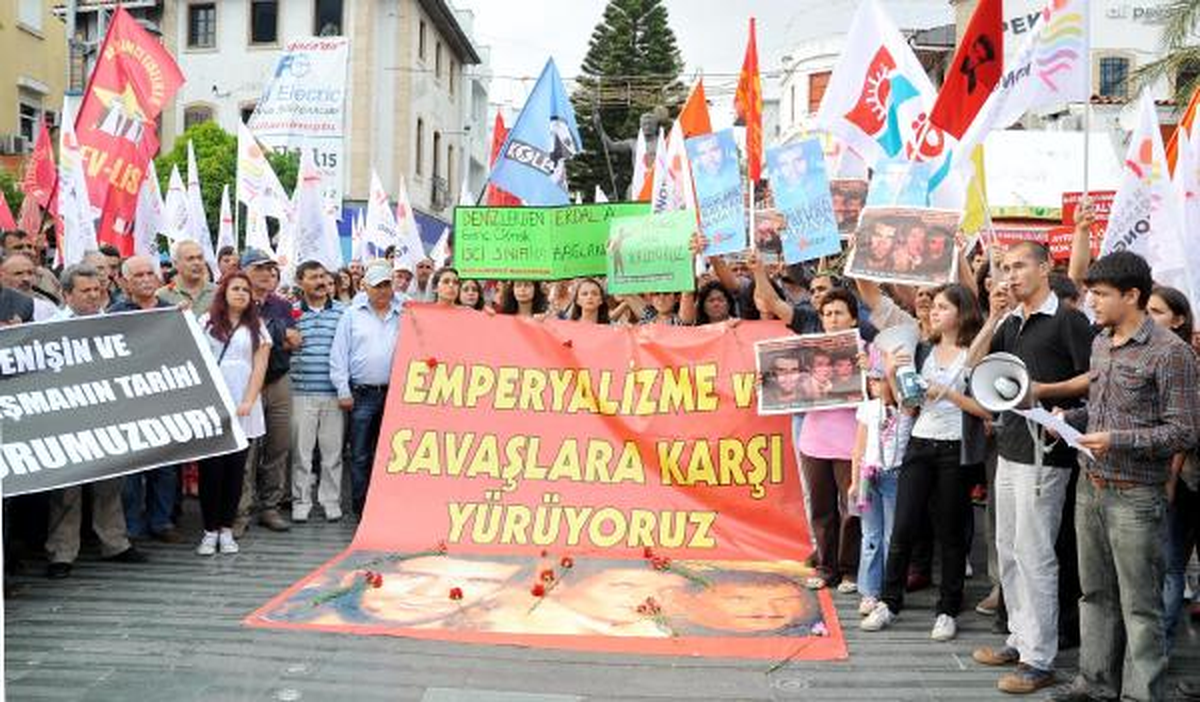 Deniz Gezmiş ve Arkadaşları Antalya\'da da Anıldı
