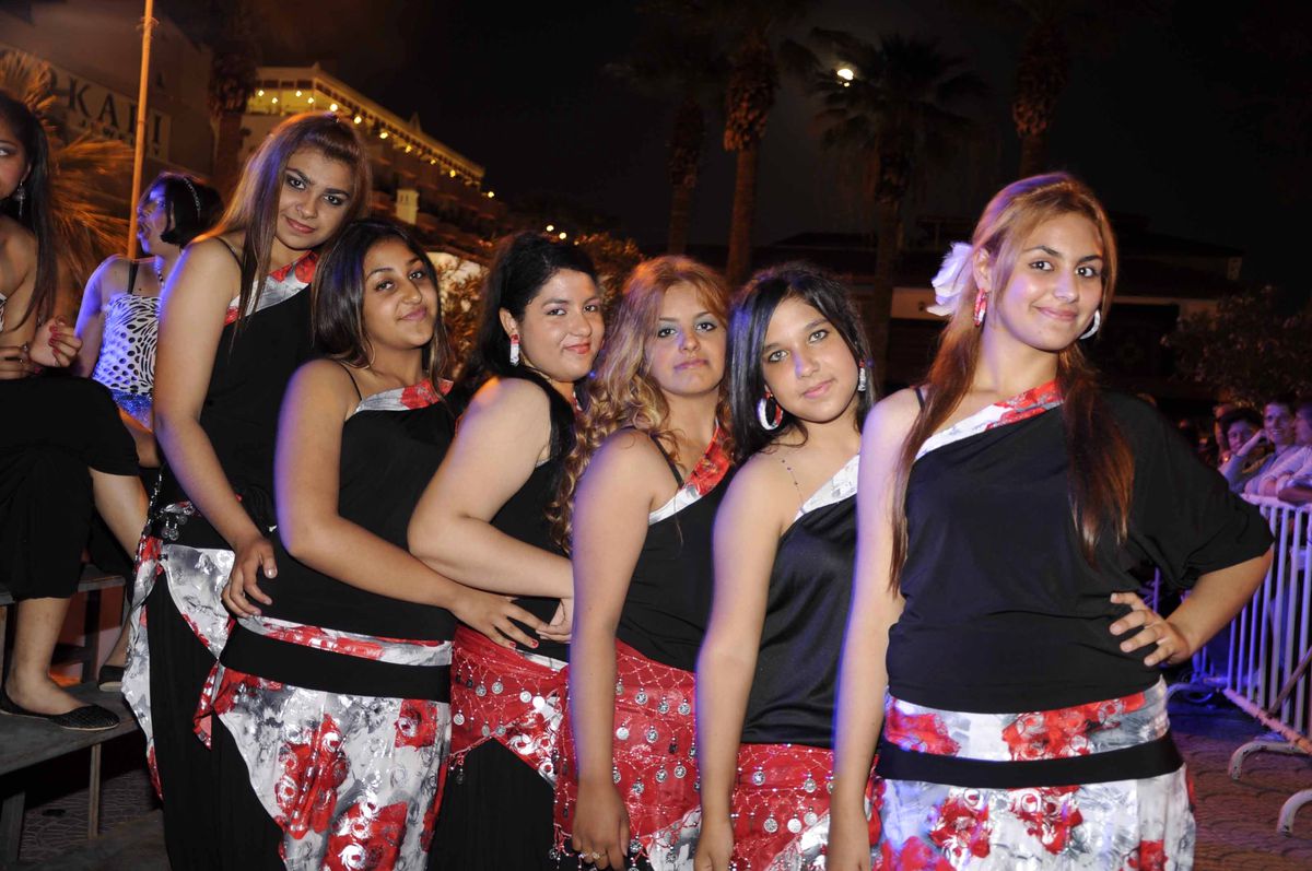 Kuşadası'nda Hıdrellez Coşkusu