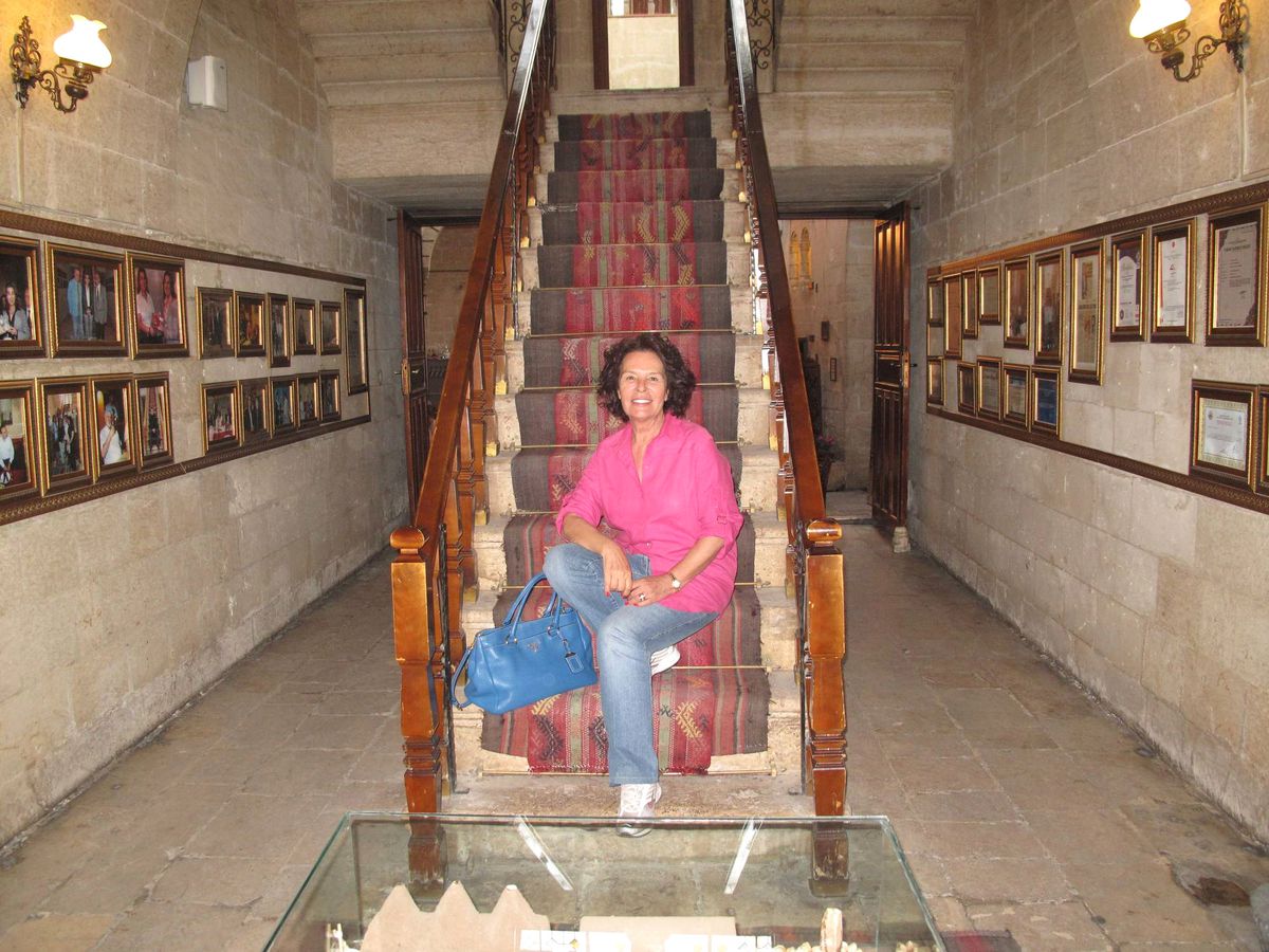 Hülya Koçyiğit, Cevahir\'de