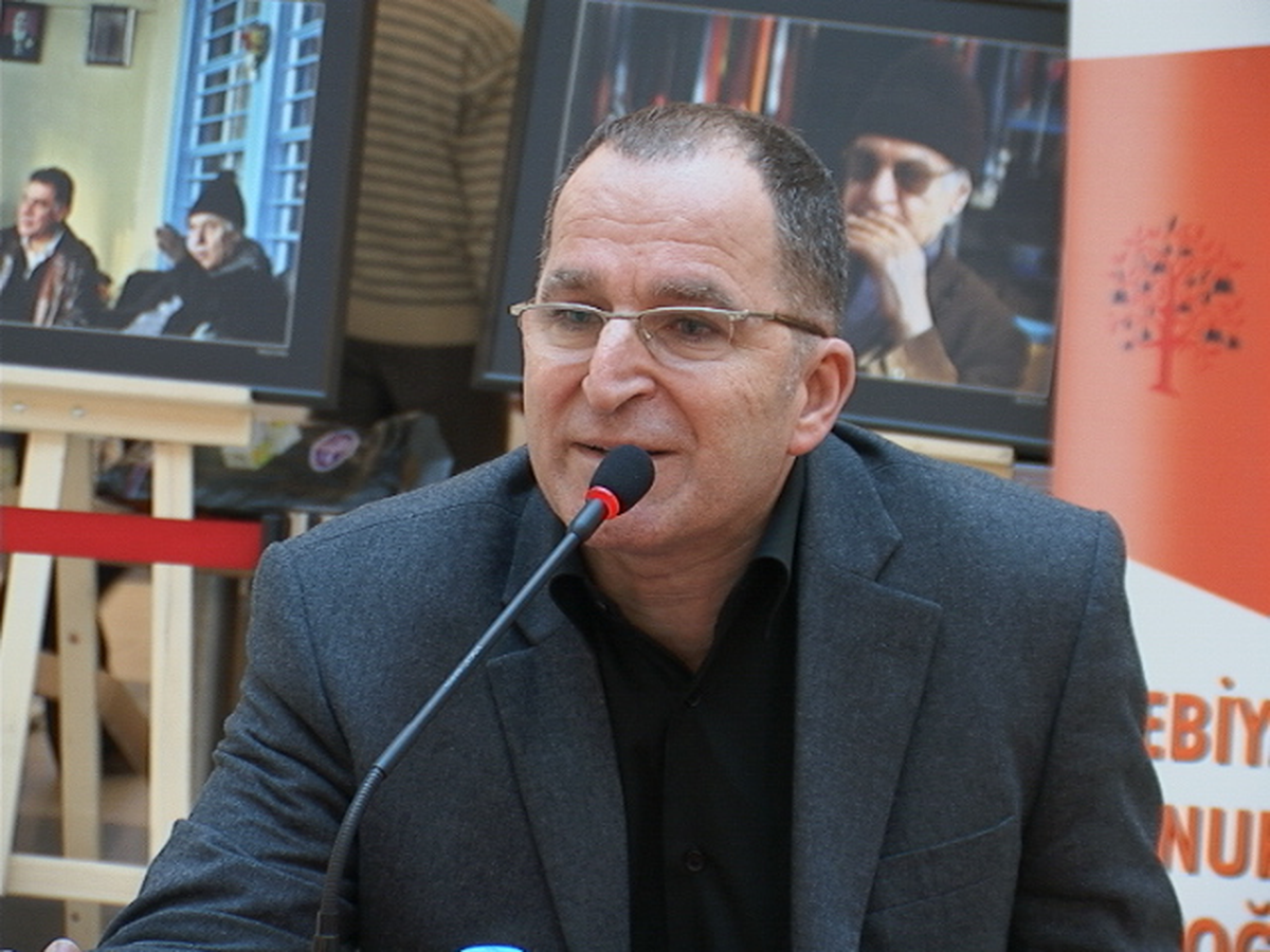 Yazar Kemal Siyahan Okurları ile Minder Sohbetlerinde Buluştu